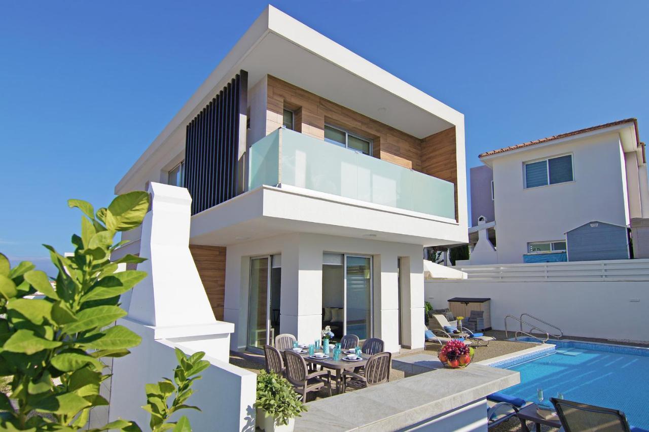 Villa Thea Athena Protaras Exteriör bild