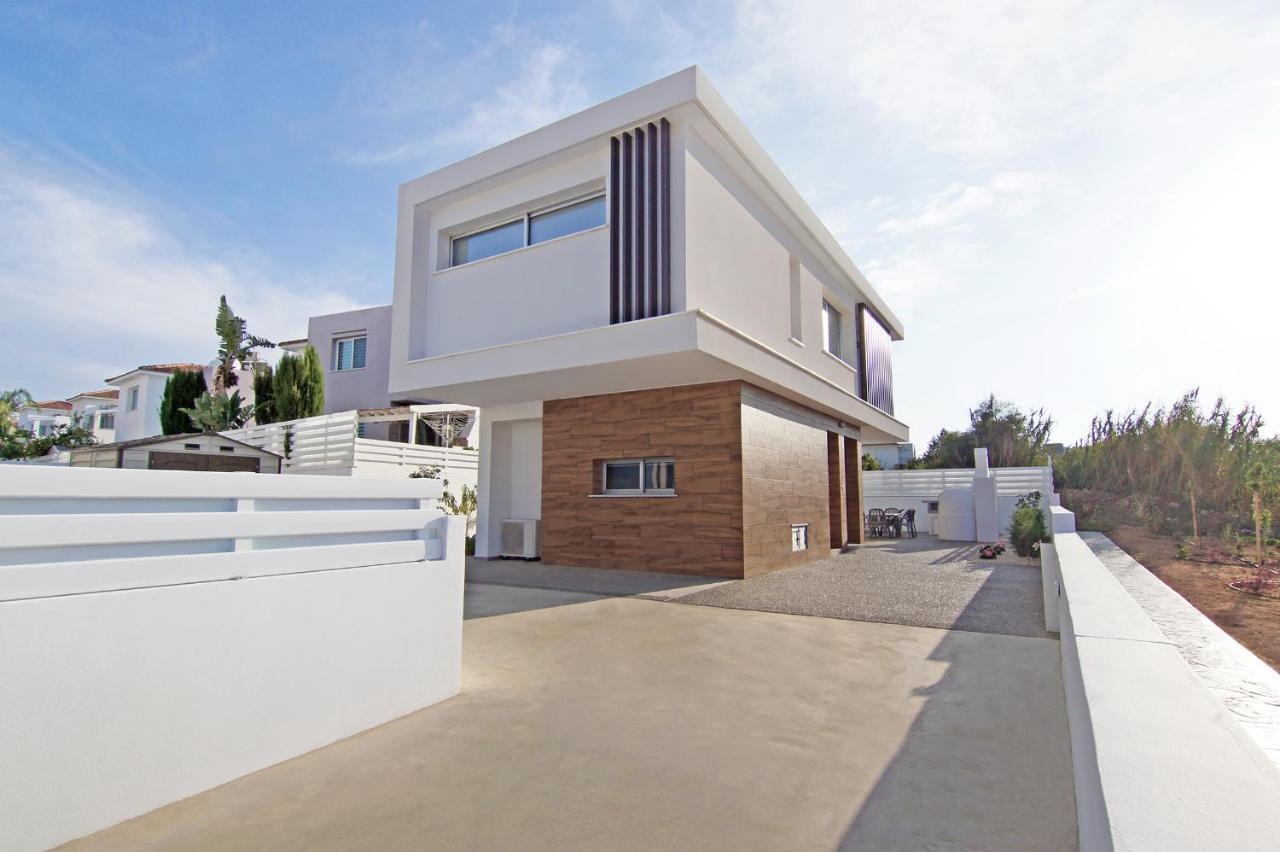 Villa Thea Athena Protaras Exteriör bild