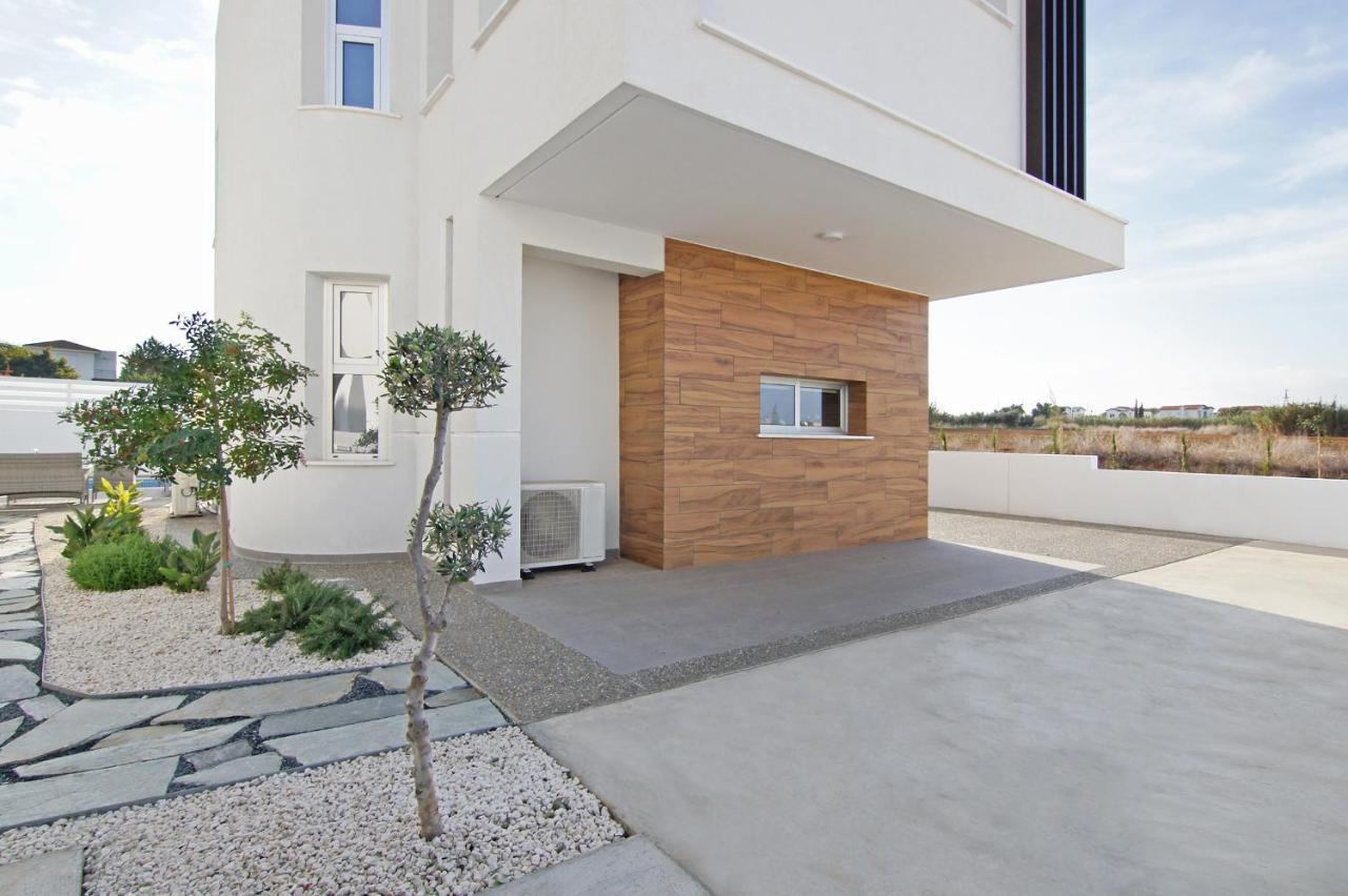 Villa Thea Athena Protaras Exteriör bild